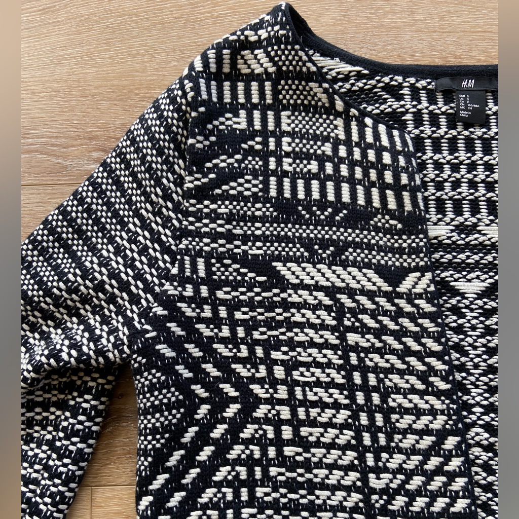 H&M Pattern Sweater Blazer